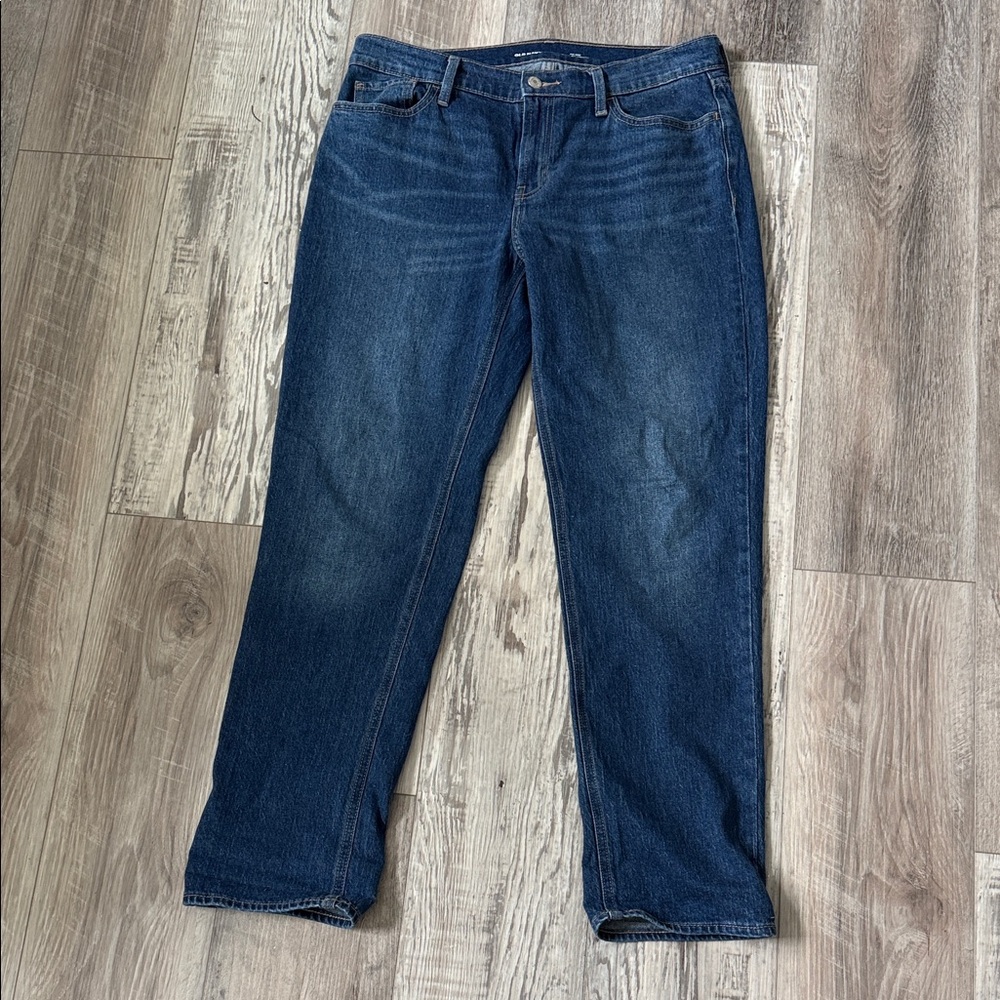 Old Navy WOW mid rise boyfriend jeans